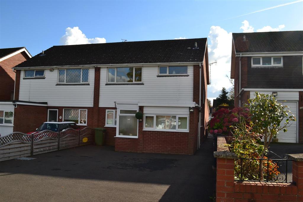 Westcroft, Leominster 3 bed semidetached house £260,000