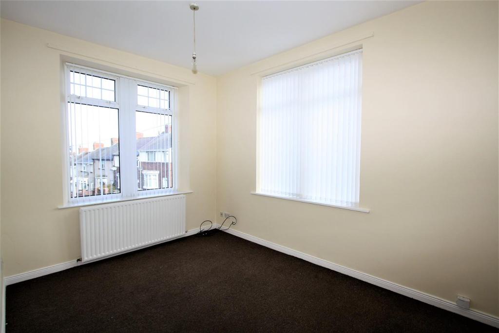 Flat 2 pic 2.JPG