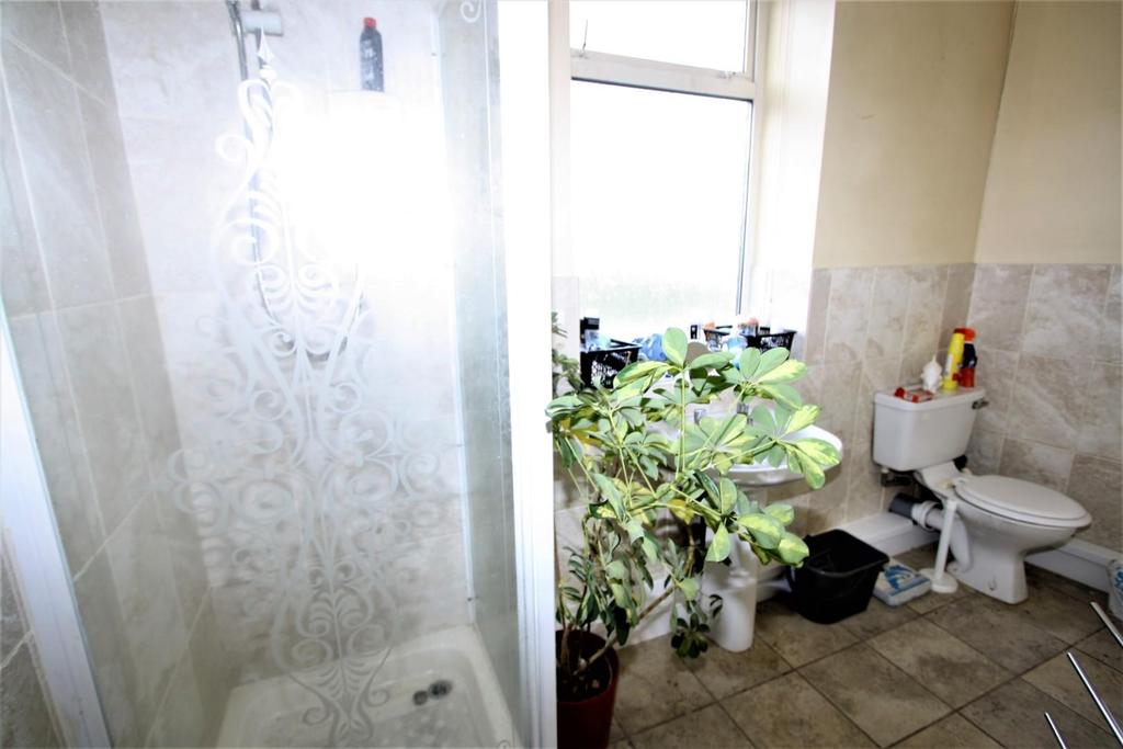 Flat 6 pic 2.JPG