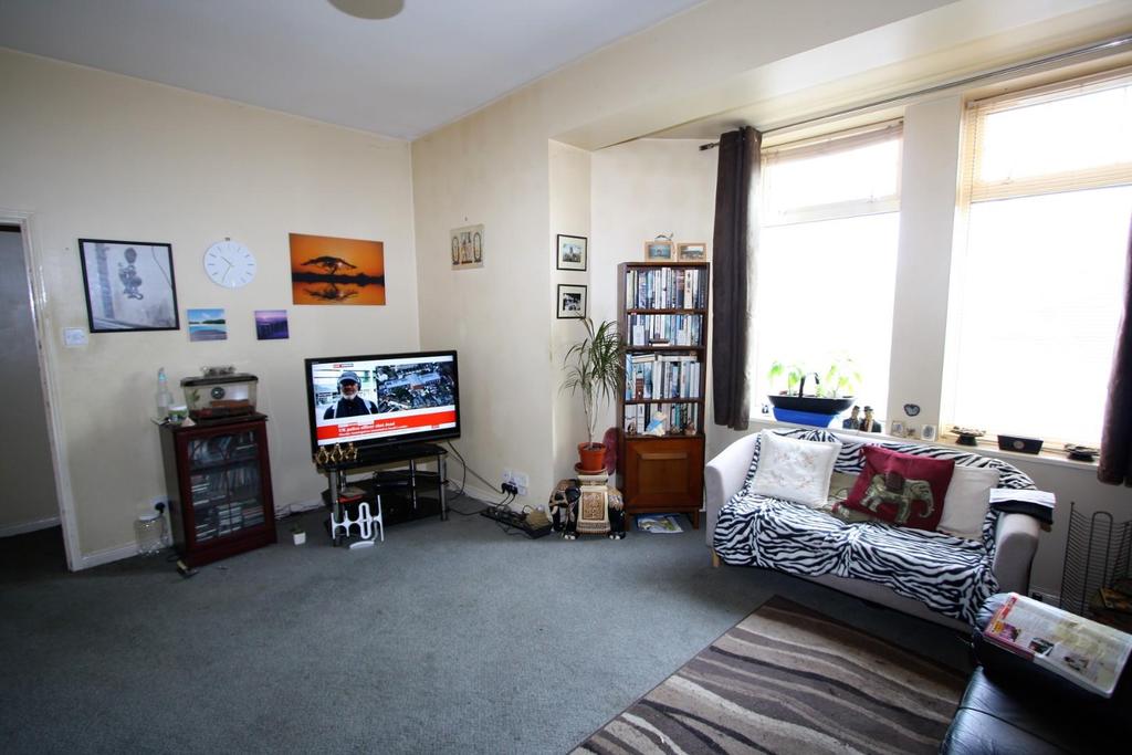 Flat 6 pic 6.JPG