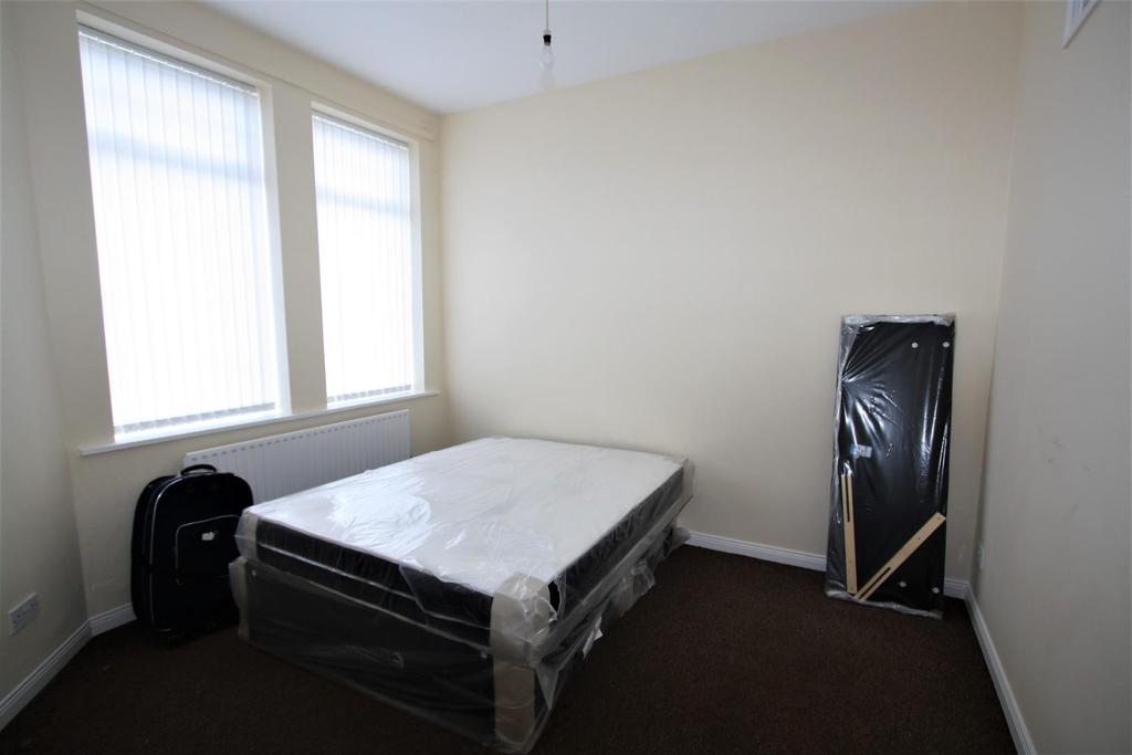 Flat 2 pic 4.JPG