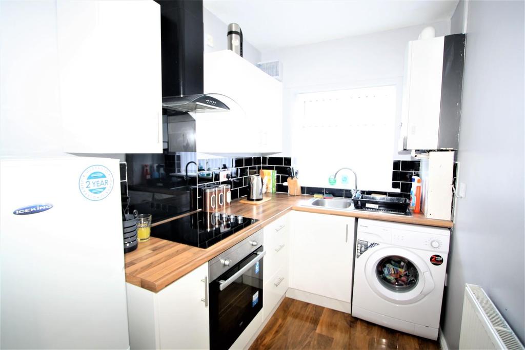 Flat 3 pic 2.JPG