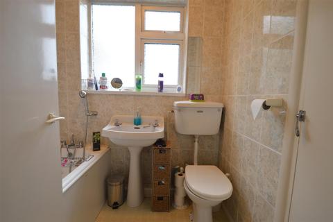 27 Cornwall Drive, Bayston Hill, Shrewsbury, SY3 0EP