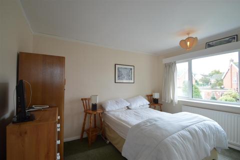 27 Cornwall Drive, Bayston Hill, Shrewsbury, SY3 0EP