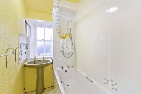 Eden House Lodge Street, Crieff, PH7 4DW