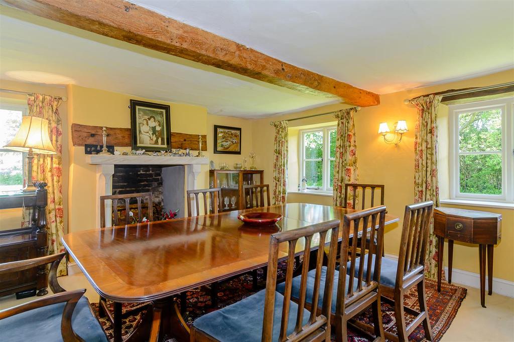8342044-interior08.jpg