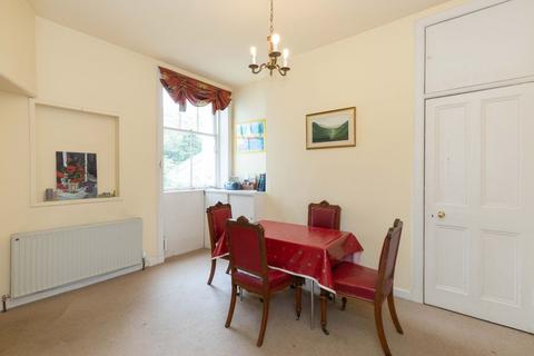 5 Roseburn Cliff, Edinburgh, EH12 6AL