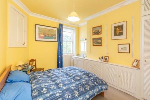 5 Roseburn Cliff, Edinburgh, EH12 6AL