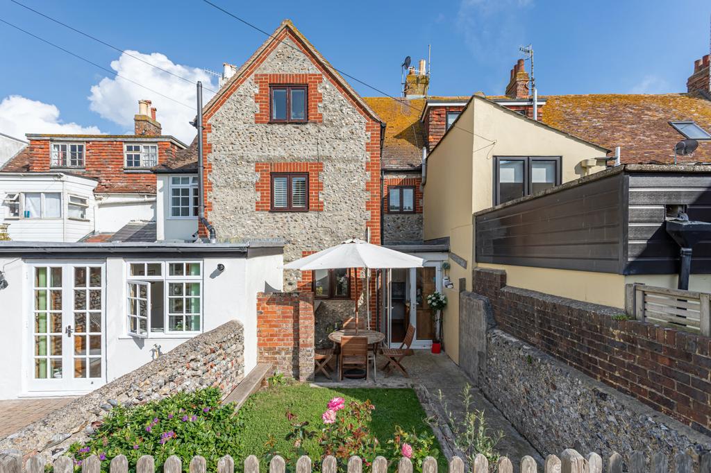High Street Rottingdean, Brighton, East Sussex, BN2 4 bed terraced