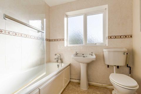 7 Oaks Drive, Necton, Swaffham, PE37 8LY