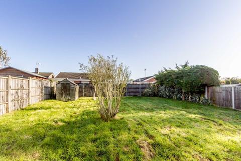 7 Oaks Drive, Necton, Swaffham, PE37 8LY