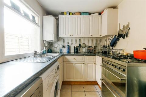 63 Braemar Road, Brentford, TW8 0NS