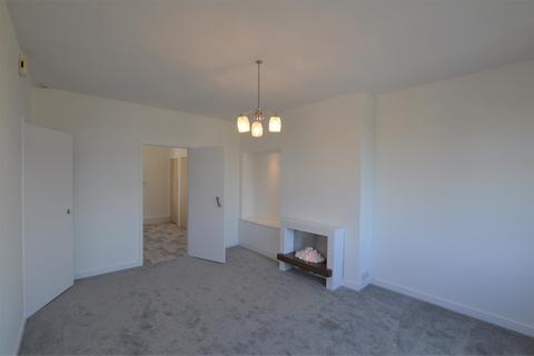 35 Almswall Road, Kilwinning, KA13 6BL