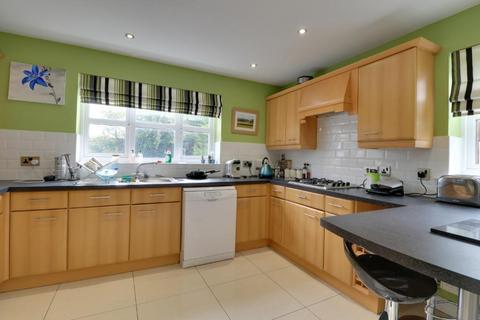 4 bedroom detached house to rent, Lytham Drive, Winsford, CW7