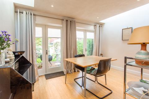 36 Rectory Square, London, E1 3NG