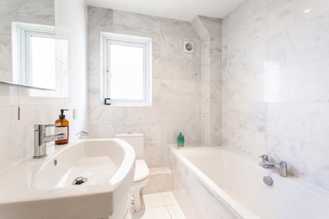 36 Rectory Square, London, E1 3NG