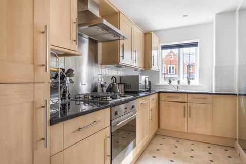4, Oakdale, 22 Updown Hill, Windlesham, GU20 6DX