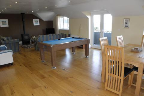 Awelfor Penrhyn Drive South, Fairbourne, LL38 2DZ