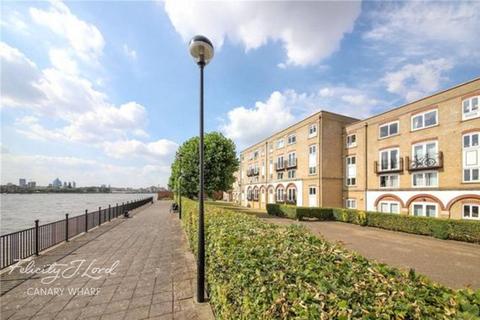 13 Ferguson Close, London, E14 3SH