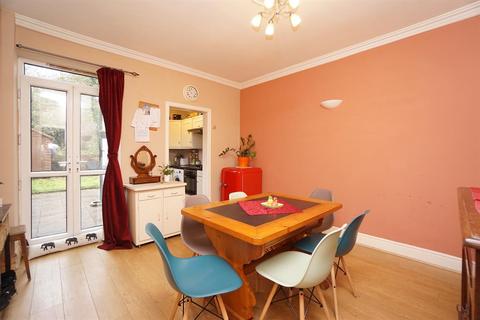 108 Archer Road, Sheffield, S8 0JT