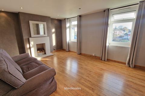 2 bedroom flat for sale, Edgeworth Road, New Barnet EN4