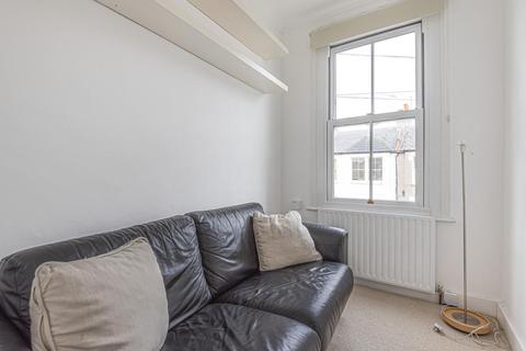 4 Pevensey Road, London, SW17 0HW