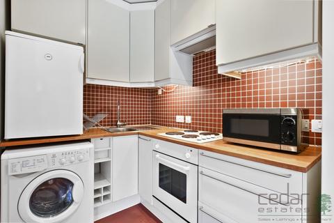 Studio to rent, Cavendish Road, Kilburn NW6