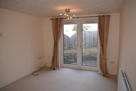 2 bedroom flat to rent, Gladiator Close, Wootton, Northampton, NN4