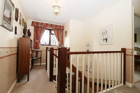 The Brae Hazel Road, Purley On Thames, Reading, RG8 8BB