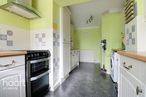 33 Booth Way, Little Paxton, St Neots, PE19 6JT