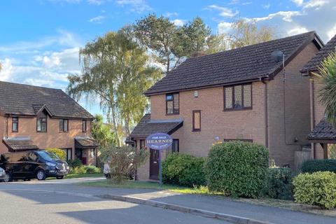 20 Denham Close, Canford Heath, Poole, BH17 9HL