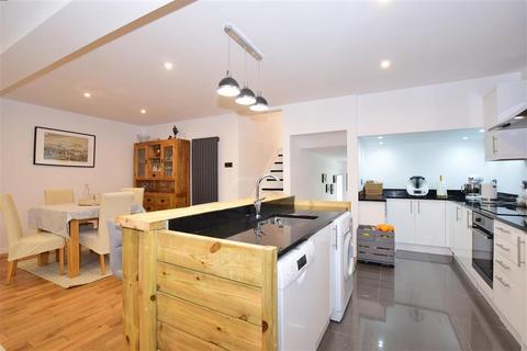 63 Boxley Road, Chatham, ME5 9LJ