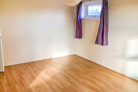 68 Edmeston Close, London, E9 5TL