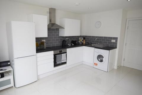 1 bedroom flat to rent - Flat 2, Spire view, 123 Payne’s Road