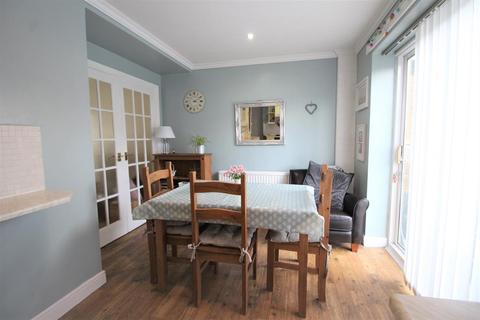 21 Rowarth Road, Manchester, M23 2WU