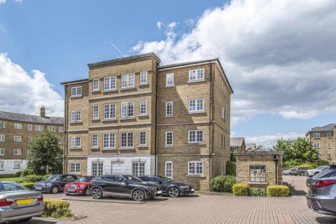 28 Gilbert Close, London, SE18 4PT