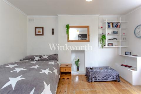 Flat 3, 29 Adolphus Road, London, N4 2AT
