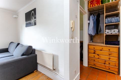 Flat 3, 29 Adolphus Road, London, N4 2AT