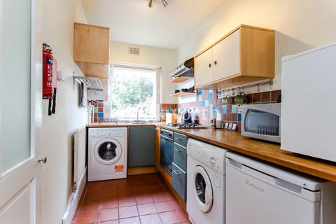 Flat 3, 29 Adolphus Road, London, N4 2AT