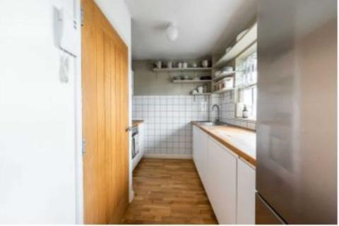 84 Chamberlain Place, London, E17 6AZ