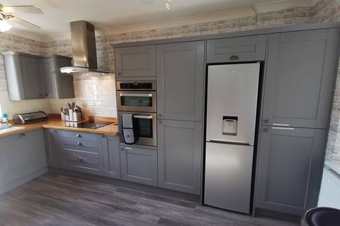 120 Graig Road, Godrergraig, Swansea, SA9 2NY