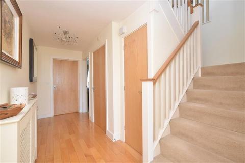 12 Deans Close, Fontwell, Arundel, BN18 0SJ