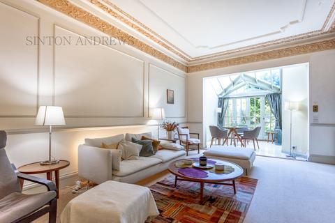 14a Amherst Road, London, W13 8ND