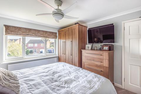 36 Godley Road, Byfleet, West Byfleet, KT14 7EP