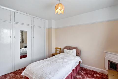 115 Conisborough Crescent, London, SE6 2SQ