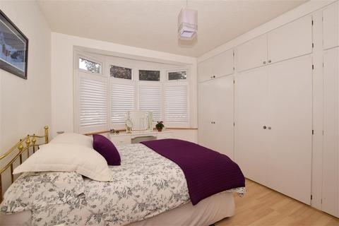 12 Highbarrow Road, Croydon, CR0 6LB