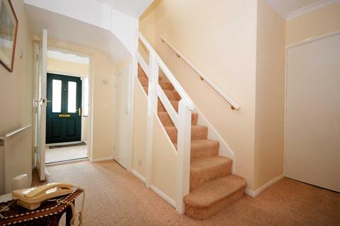 17 Brookside, Billericay, CM11 1DS