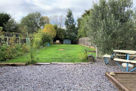 57 Glebe Crescent, Witham, CM8 2HZ