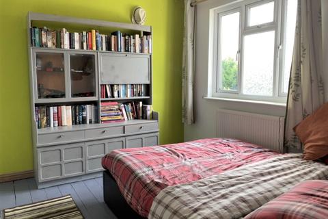 57 Glebe Crescent, Witham, CM8 2HZ