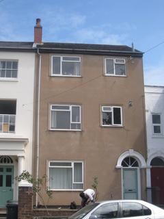 5 bedroom terraced house to rent, Tachbrook Road, Leamington Spa CV31